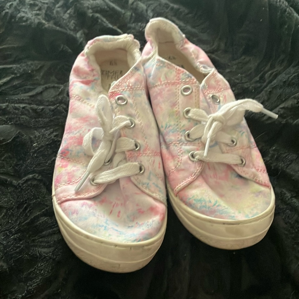 Time and Tru Tie Dye Canvas Sneakers